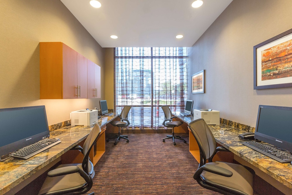Homewood Suites Houston Downtown - photo 35