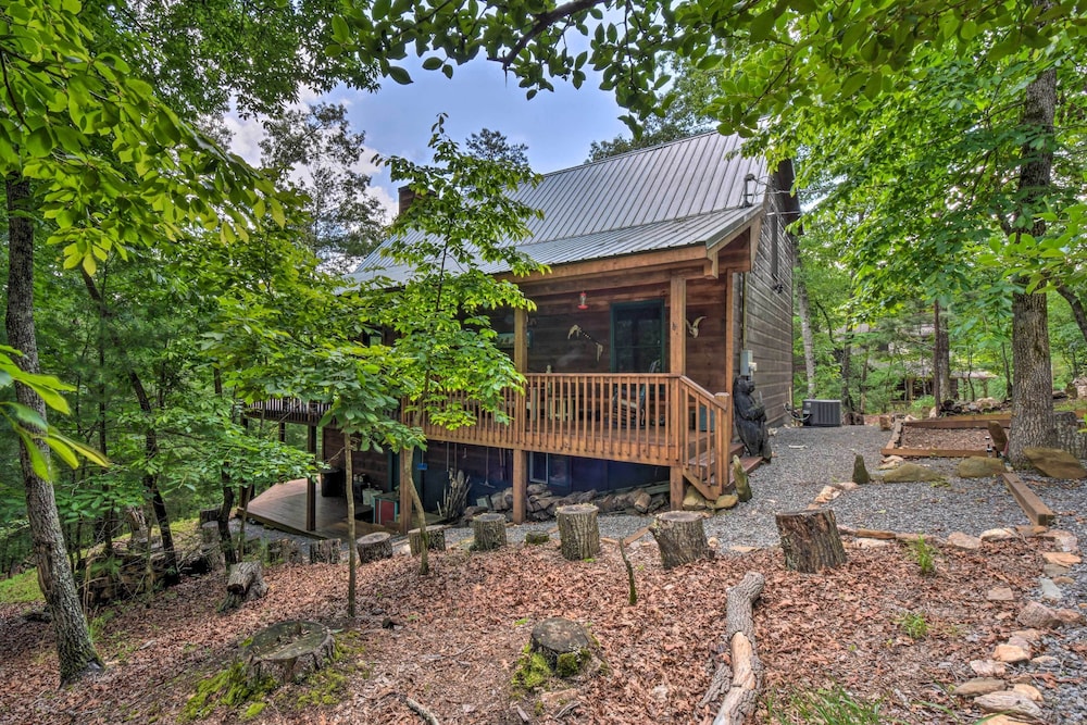 Dreamy Ellijay Resort Cabin with Game Room And Decks - photo 23