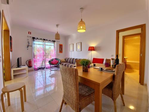 Apartamento My Sunset T3 by YHA — 4-Star Luxury Hotel in Cabanas De Tavira, Portugal