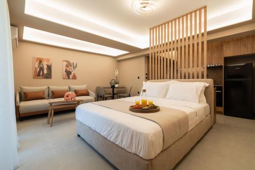 Elegant Suite Kypseli A2 — 4-Star Luxury Hotel in Athens, Greece
