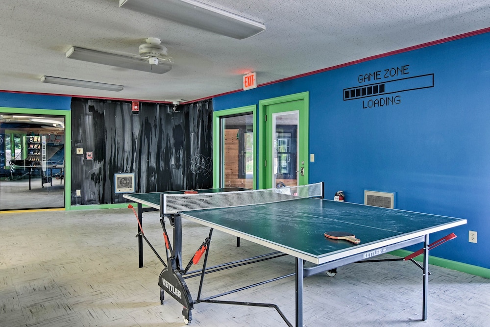Golf and Resort Amenities Newland Mountain Cabin - photo 25