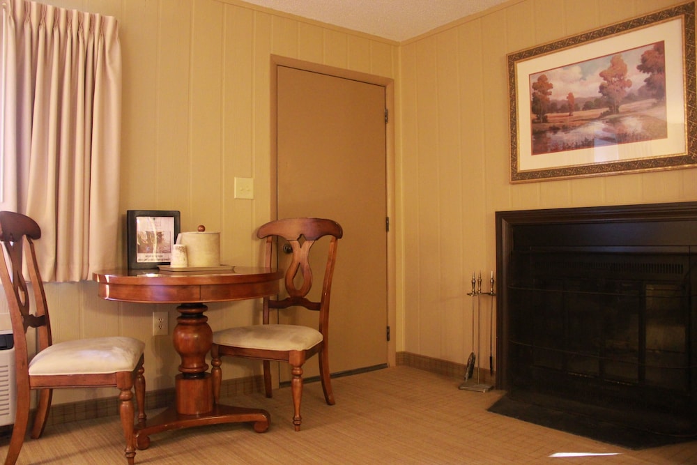 Fontana Village Resort - photo 10