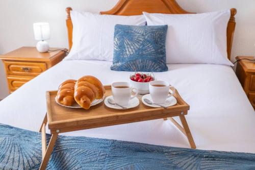 Alegria's Apartment by GALMI — 4-Star Luxury Hotel in Calheta, Portugal