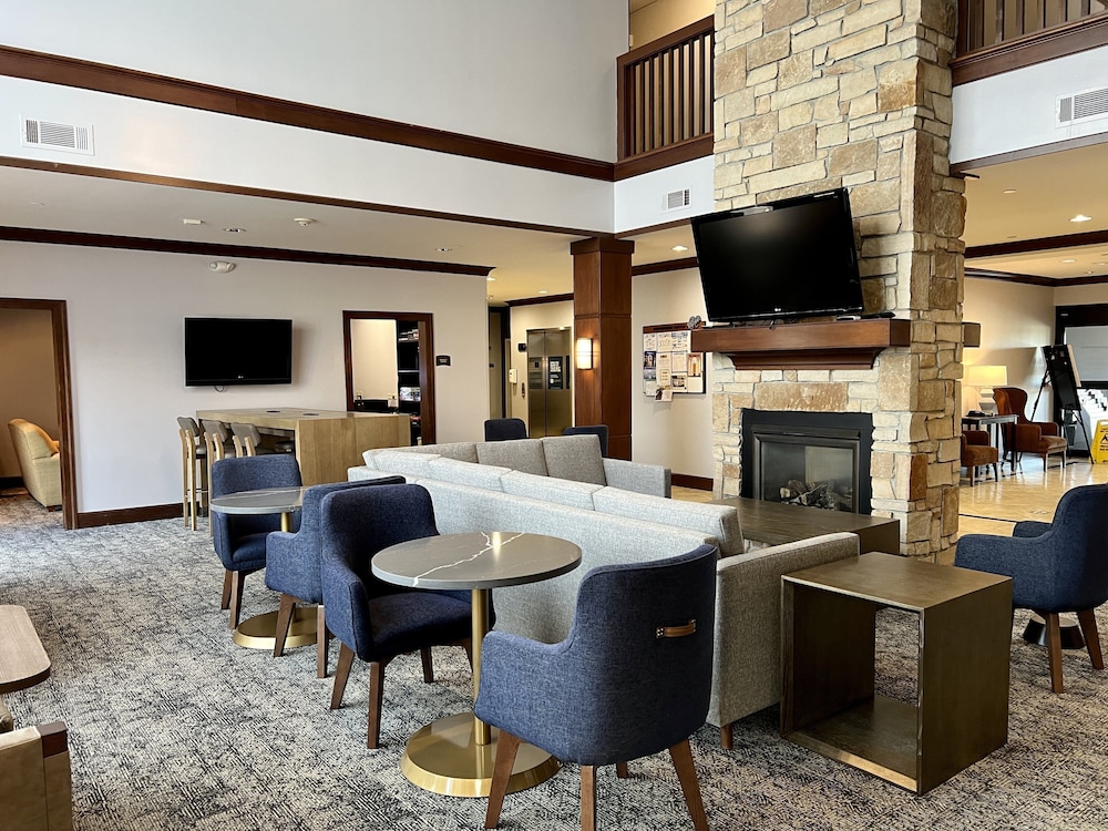 Staybridge Suites Milwaukee West Oconomowoc by IHG - photo 67