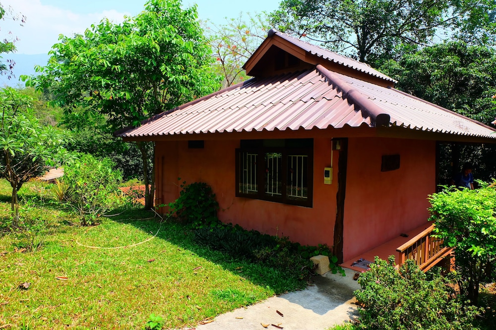 Malee’s Nature Lovers Bungalows in Chiang Dao, Thailand