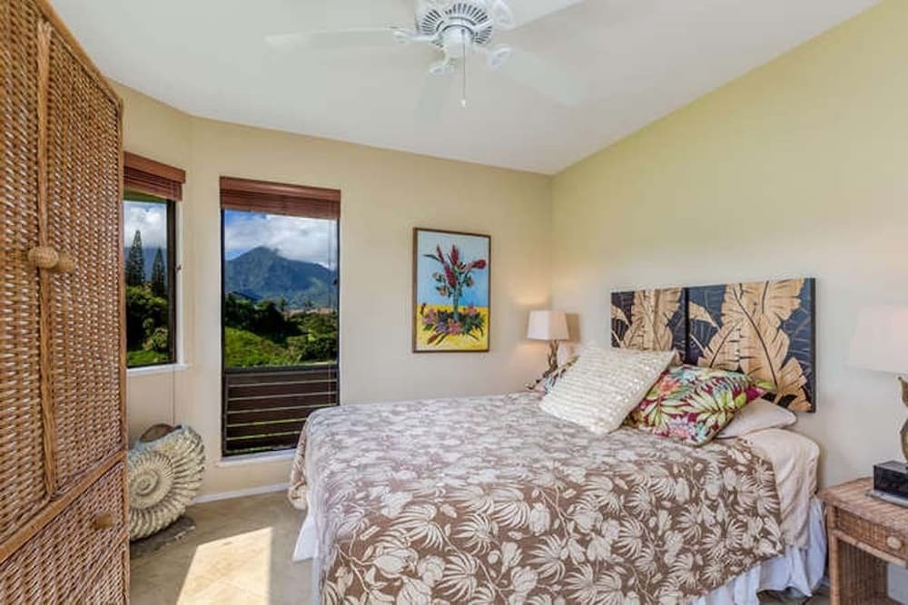 Hanalei Bay Villas #17 by RedAwning — 4-Star Luxury Hotel in Princeville, United States