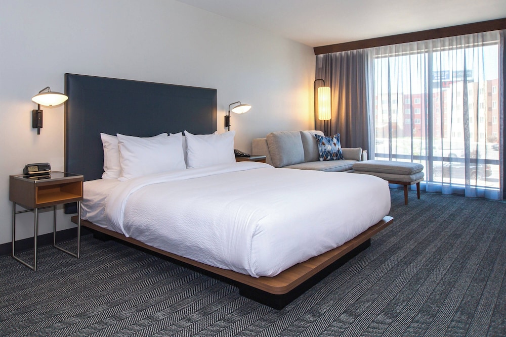 Courtyard by Marriott Rapid City - photo 13
