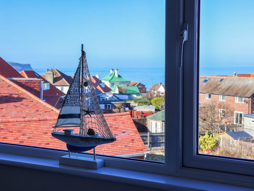 Beachcrest — 4-Star Luxury Hotel in Whitby, United Kingdom