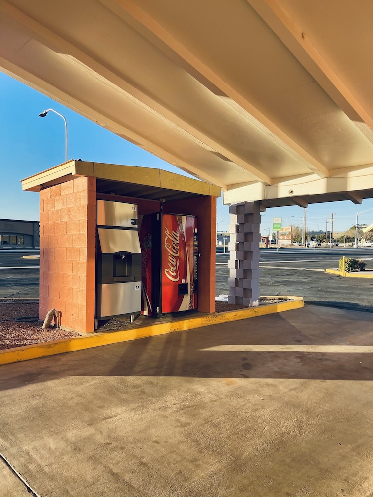 Century 21 Motel - photo 37