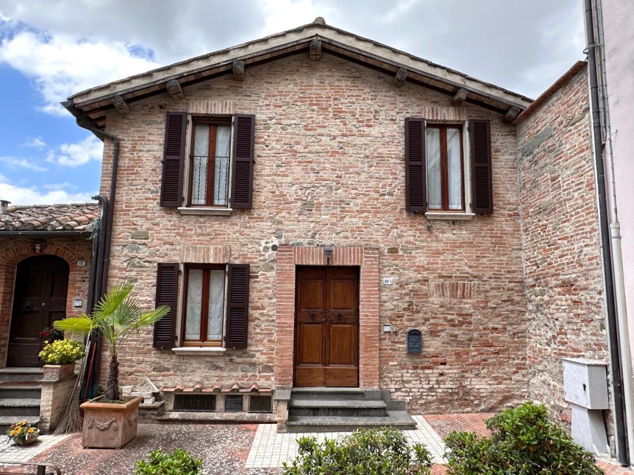 G&G Casa Vacanze — 4-Star Luxury Hotel in Deruta, Italy