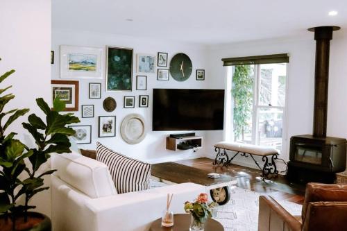 The Grange country retreat with a birds eye view — 4-Star Luxury Hotel in Mittagong, Australia