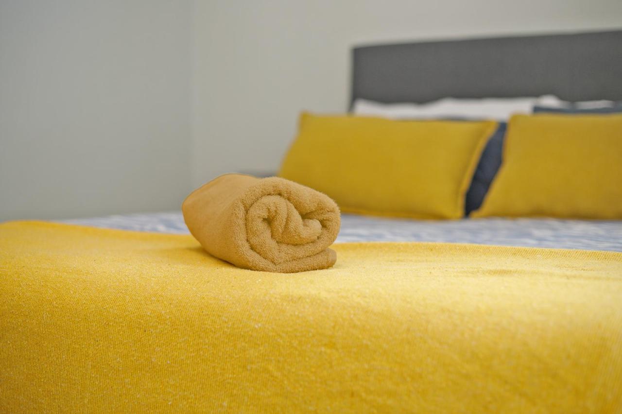 City Explorer 2 bed with balcony — 4-Star Luxury Hotel in Cape Town, South Africa