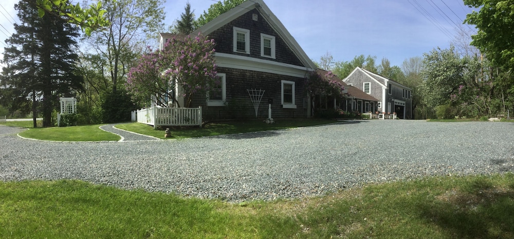 Coach Stop Inn - photo 84