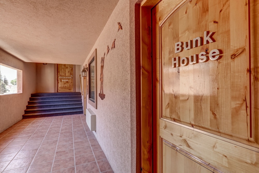 The Snuggle Inn - photo 50
