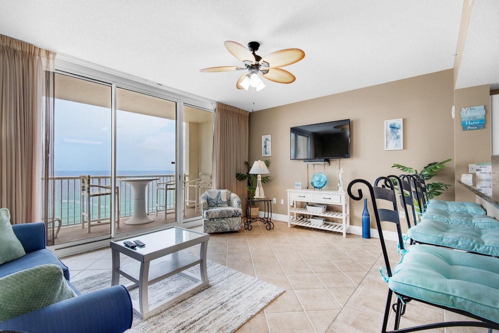 Majestic Beach Towers 1 1313 - photo 3