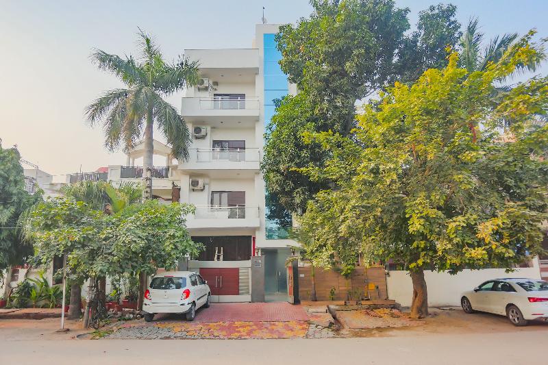 Collection O Essendi Hospitalities Llp in Noida, India