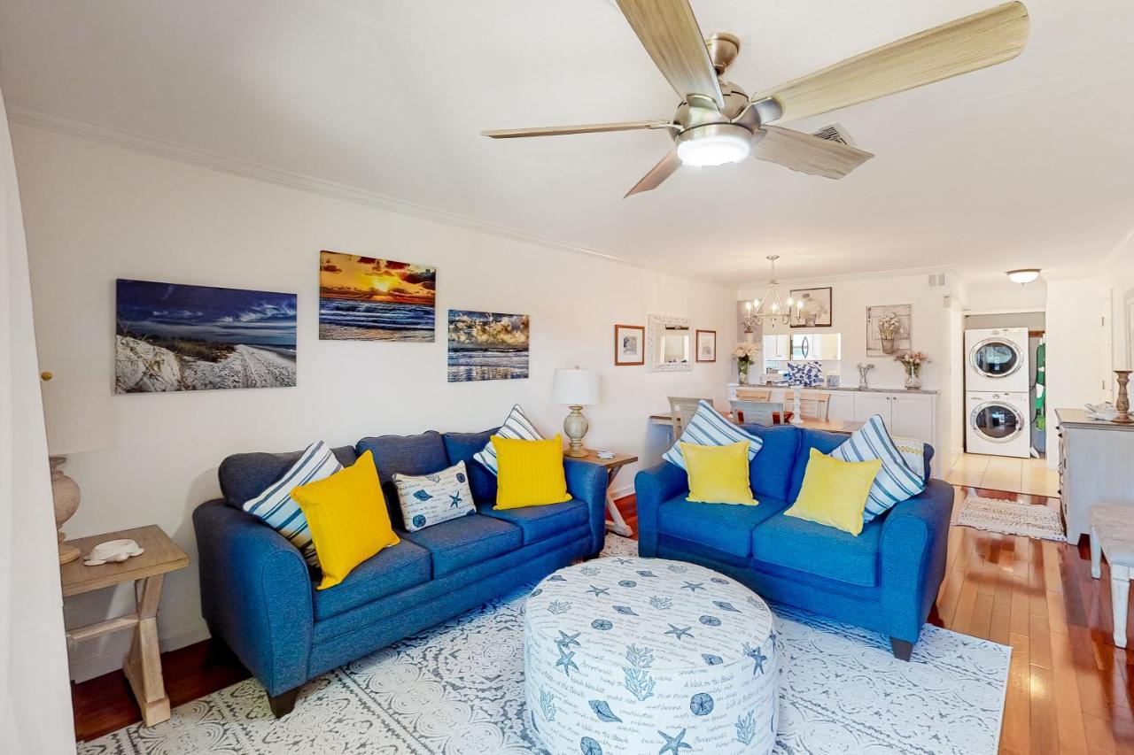 Beach & Gulf Escape — 4-Star Luxury Hotel in Holmes Beach, United States