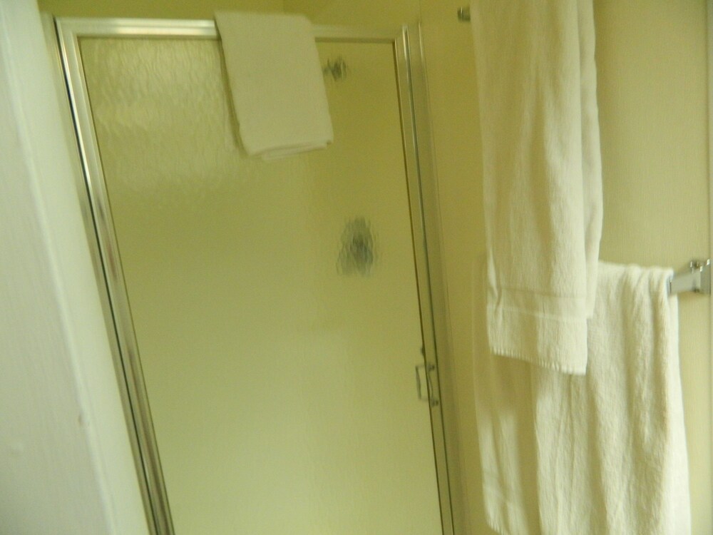 Country Motor Inn - photo 60