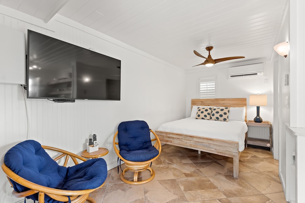 Inn on the Beach - photo 18