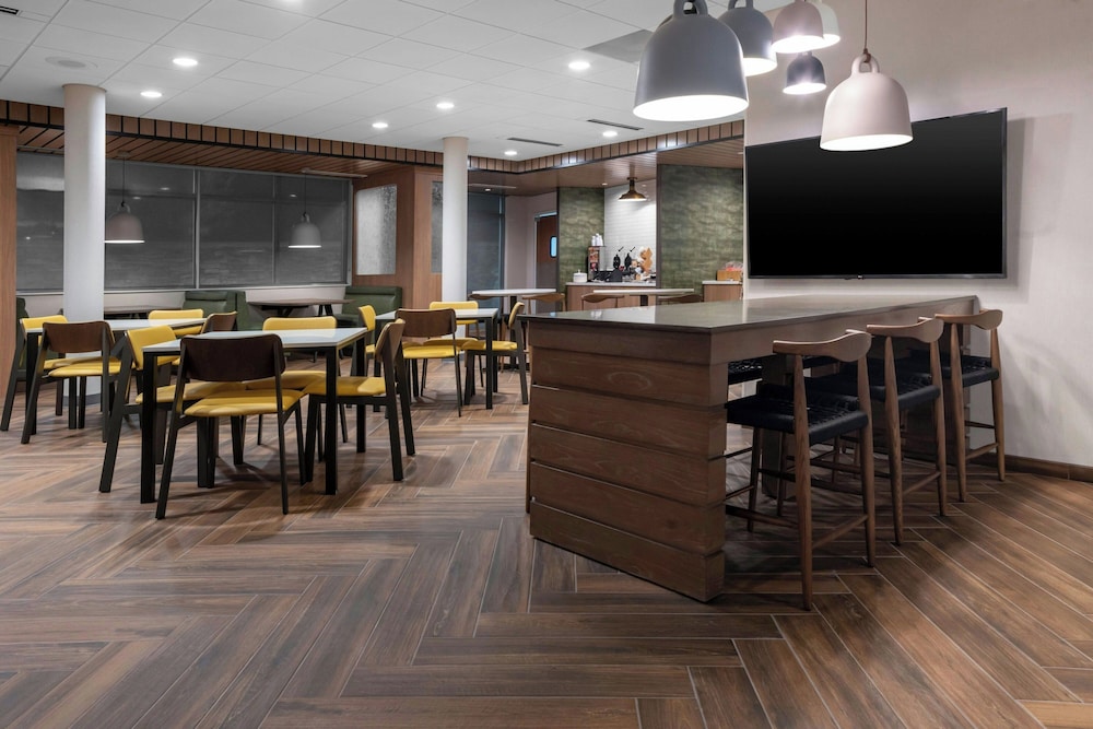 Fairfield Inn & Suites by Marriott Dallas DFW Airport North Irving - photo 19