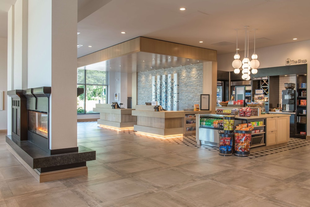 Hilton Garden Inn Boston Canton - photo 4