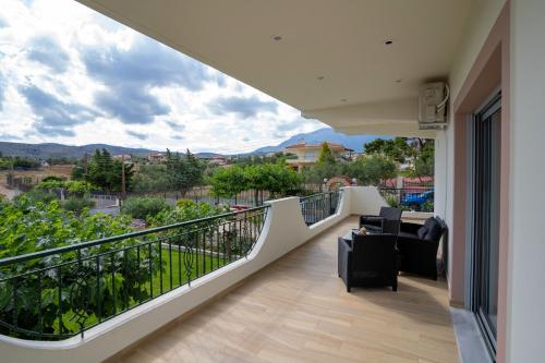 Ocean View Villa — Kineta — photo 5