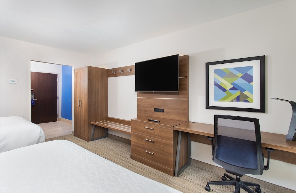 Holiday Inn Express Williamsburg by IHG - photo 15