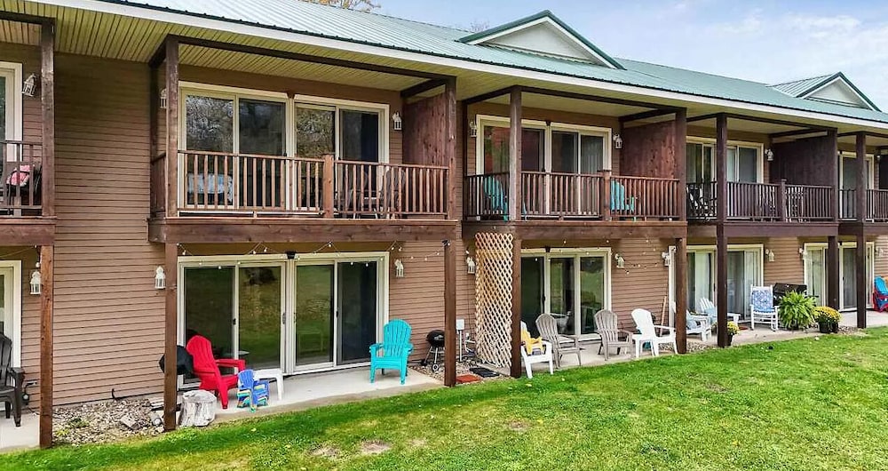 South Arm Retreats - photo 41