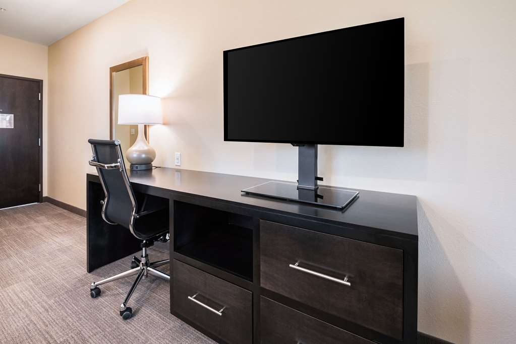 Comfort Suites Marysville Columbus Northwest - photo 35