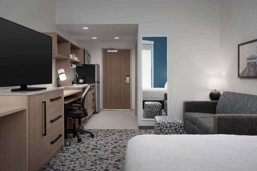 Home2 Suites by Hilton Lakeland North I 4 - photo 15