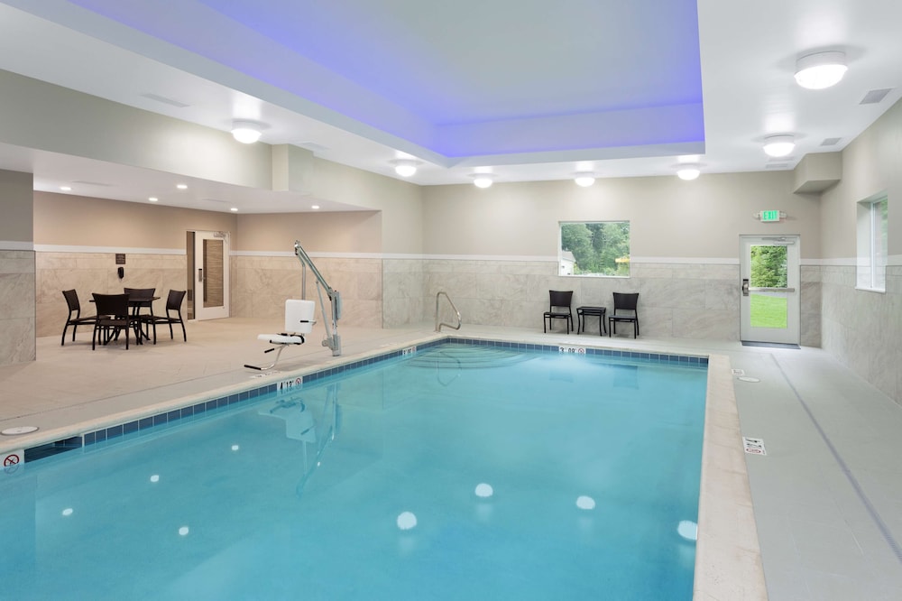Hampton Inn Kennebunk Kennebunkport - photo 27