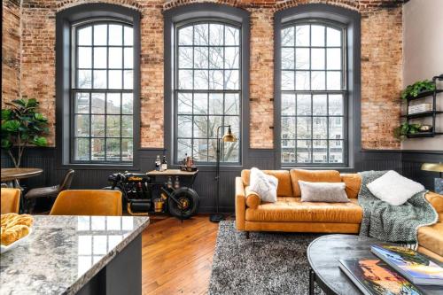 547 Cherry Loft 201 The Rookery Luxe Property — 4-Star Luxury Hotel in Macon, United States