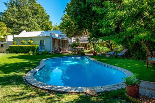 Beautiful country house set in lush garden — 4-Star Luxury Hotel in Wellington, South Africa