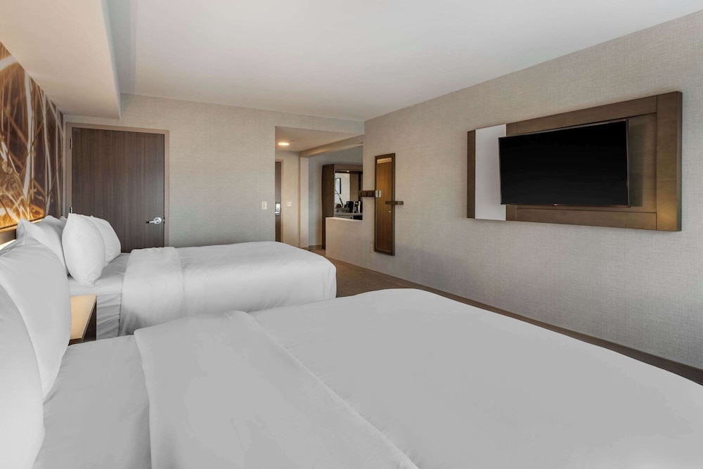 Cambria Hotel West Orange - photo 42