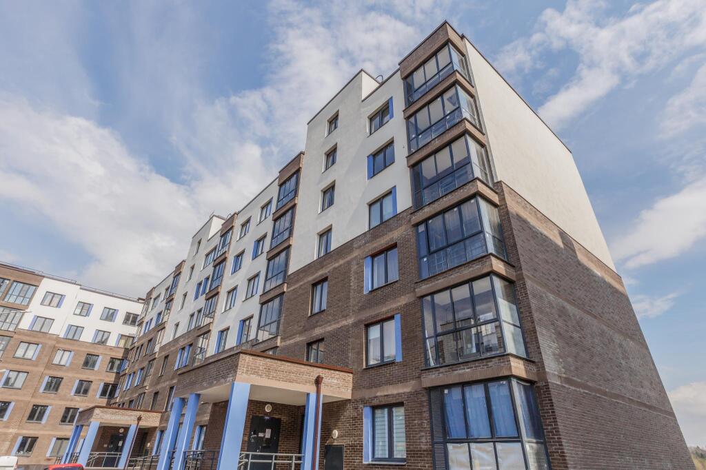 Ekaterina Bochkareva’s guest studios on Tennisty Boulevard in Mytishchi, Russia