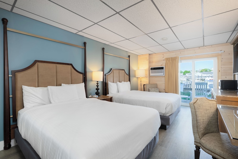 Boothbay Harbor Inn - photo 21
