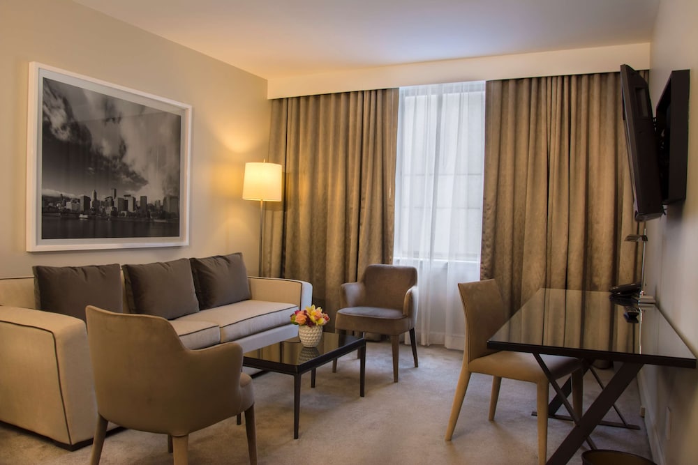 The Benson Portland Curio Collection by Hilton - photo 13