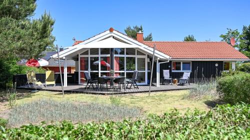 Strandblick Dorf 1 Ferienhaus 11 — Luebeck