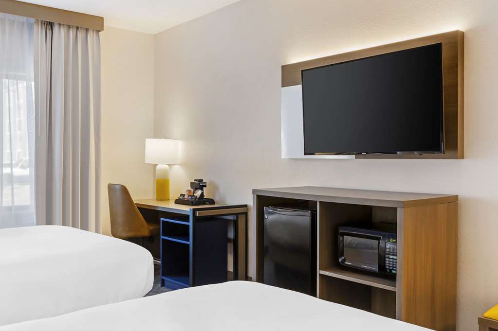 Comfort Inn & Suites Rapid City near Mt. Rushmore - photo 17