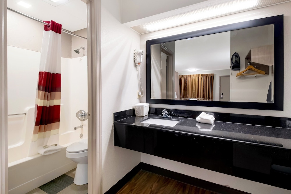 Red Roof Inn Chattanooga Lookout Mountain - photo 25