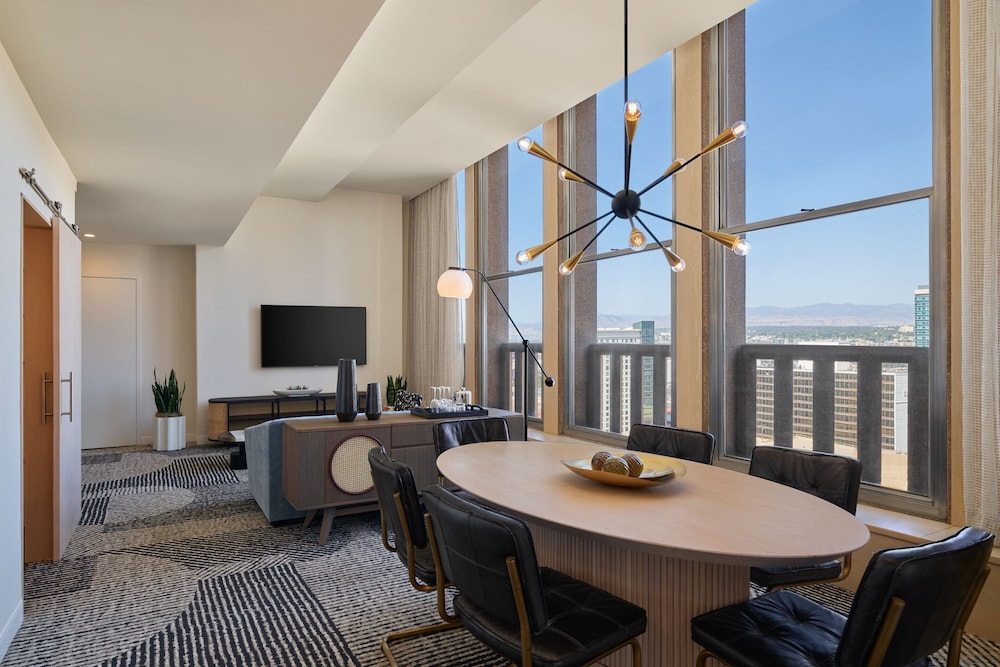 Sheraton Denver Downtown Hotel - photo 28