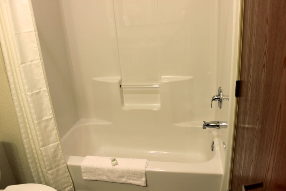 Cobblestone Inn & Suites Lamoni - photo 24