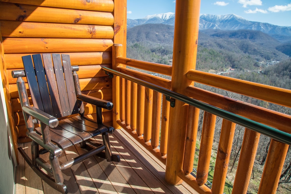 Westgate Smoky Mountain Resort & Spa - photo 13