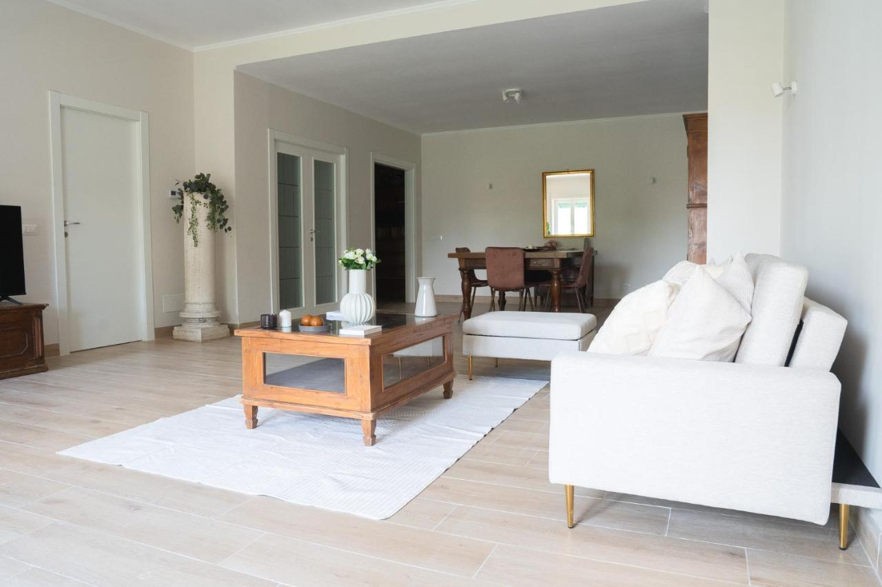 Vatican 4 Bedroom Apartment with Private Parking — 4-Star Luxury Hotel in Rome, Italy