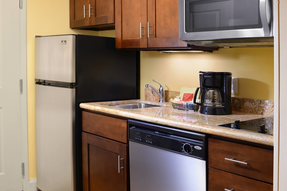 TownePlace Suites Galveston Island - photo 8