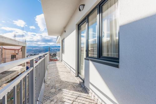 Fresh Air & Panoramic View