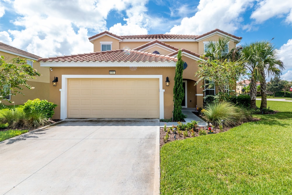 6 Bedrooms 5 Bathrooms Solterra 4193 Od - photo 2