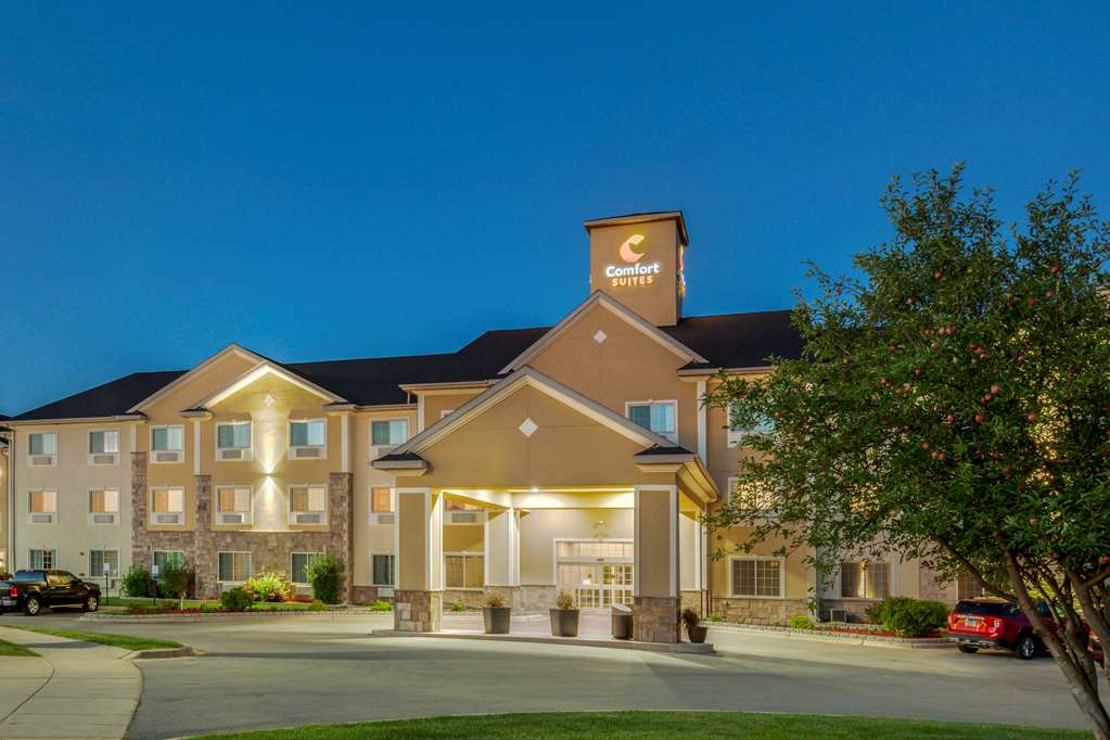 Comfort Suites Johnson Creek Conference Center - photo 3