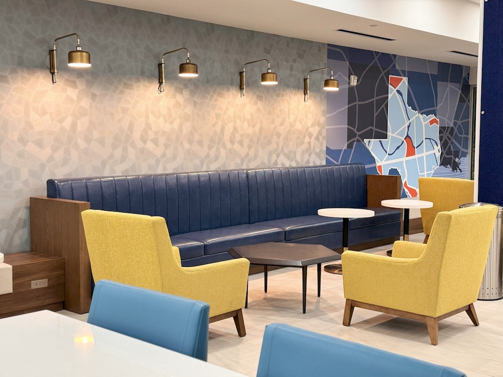 Holiday Inn Express Corpus Christi Beachfront by IHG - photo 66