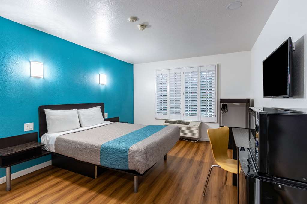 Motel 6 Fountain Valley CA Huntington Beach Area - photo 6